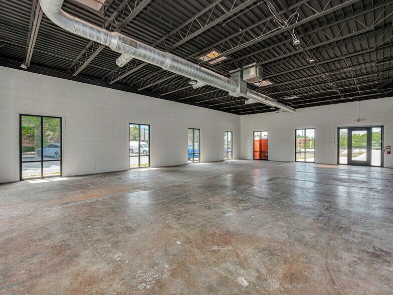 More Photos Of 227 Southside Dr, Charlotte Office For Lease