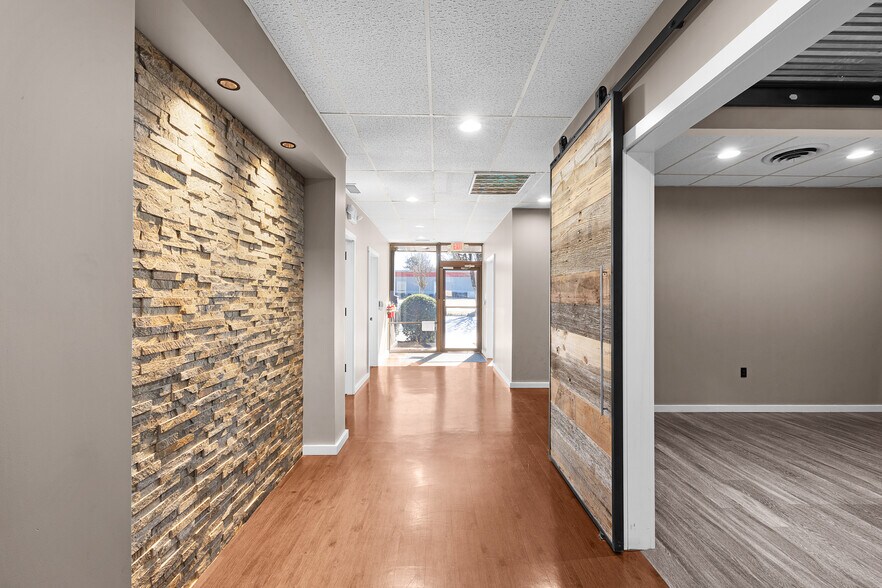 More Photos Of 57 Directors Row, Jackson Office For Sale