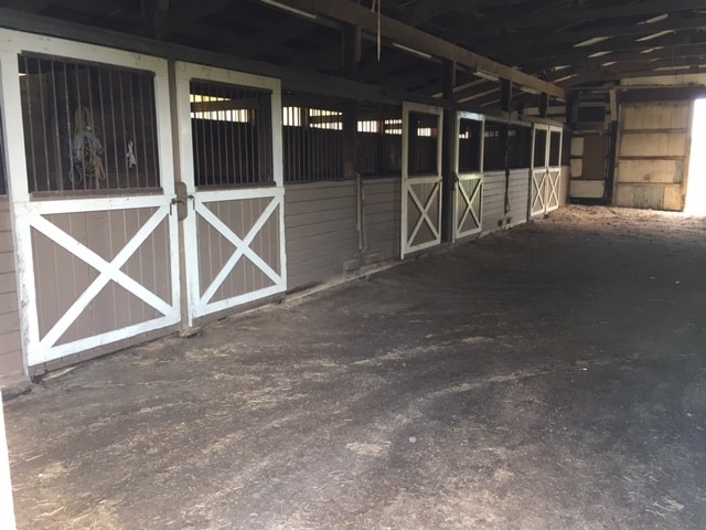 More Photos Of Stonebraker Rd, Indiana Horse Stables For Sale