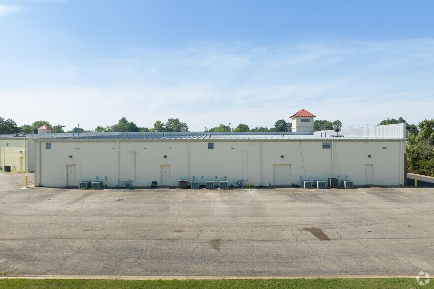 More Photos Of 2240 Rabbitt Dr, Tupelo Unknown For Sale