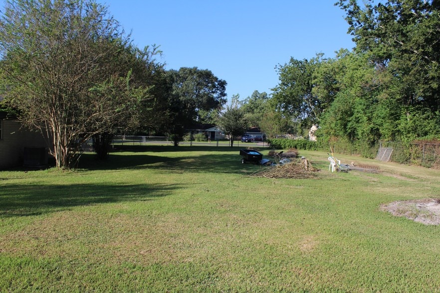 More Photos Of 18910 Carrot St, Spring Trailer Camper Park For Sale