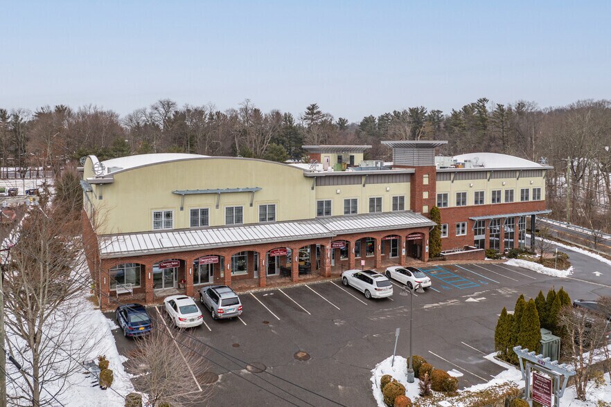 More Photos Of 430 Bedford Rd, Armonk Storefront Retail Office For Lease