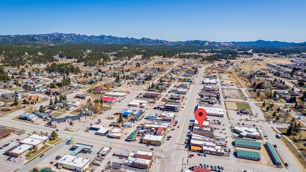 More Photos Of 528 Mount Rushmore Rd, Custer Restaurant For Sale