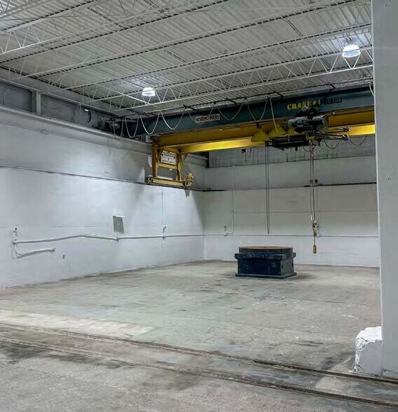 More Photos Of 5403 Schaaf Ln, Independence Warehouse For Sale