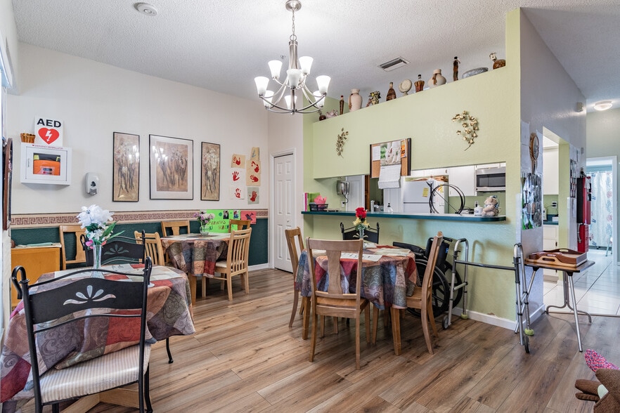 More Photos Of 4407 Millwood Rd, Spring Hill Assisted Living For Sale