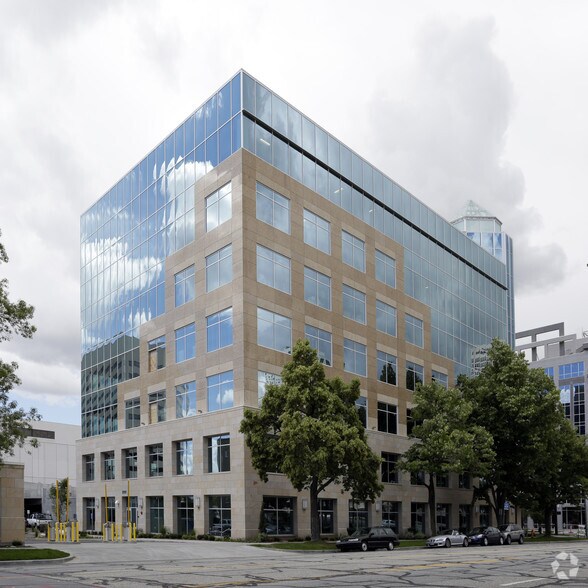 More Photos Of 101 S 200 E, Salt Lake City Office For Lease