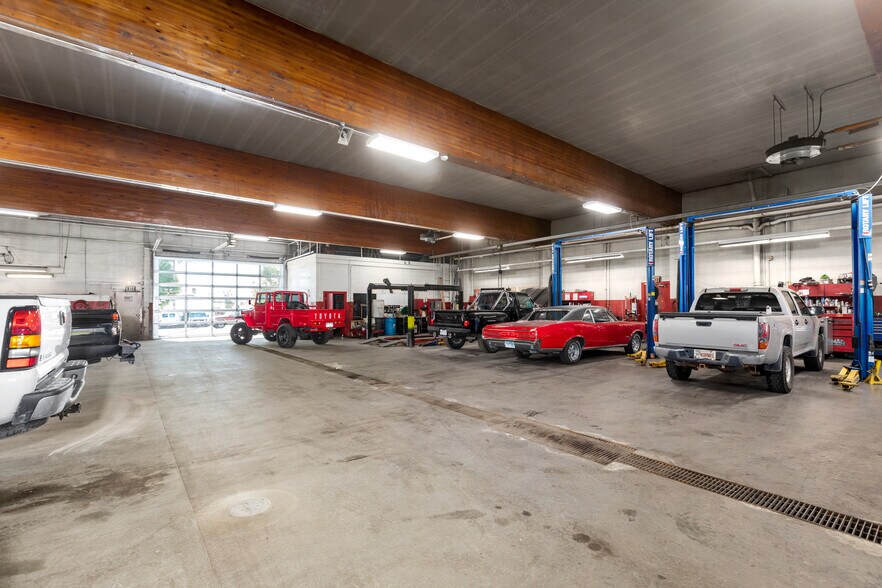More Photos Of 1212 S Main St, Kalispell Auto Dealership For Sale