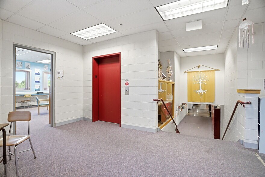 More Photos Of 6541 16TH Ave S, Richfield Schools For Lease