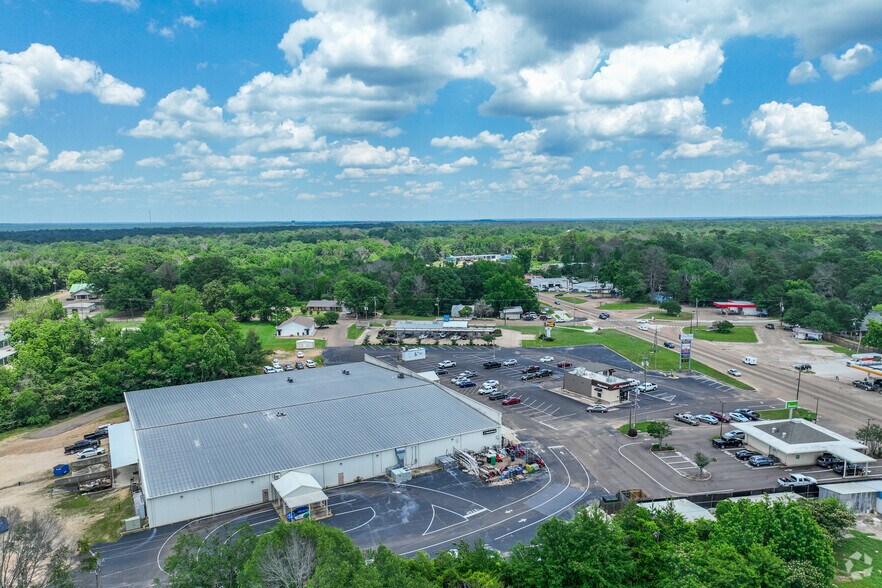 More Photos Of 113 Bo Bo Dr, Crystal Springs Freestanding For Lease