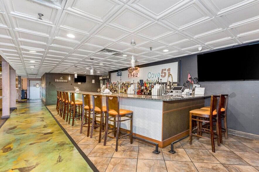 More Photos Of 11473 Chester Rd, Sharonville Restaurant For Sale