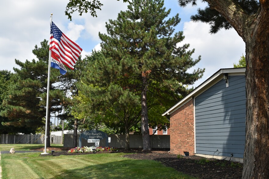 More Photos Of 27010 Wentworth Dr, Roseville Apartments For Sale