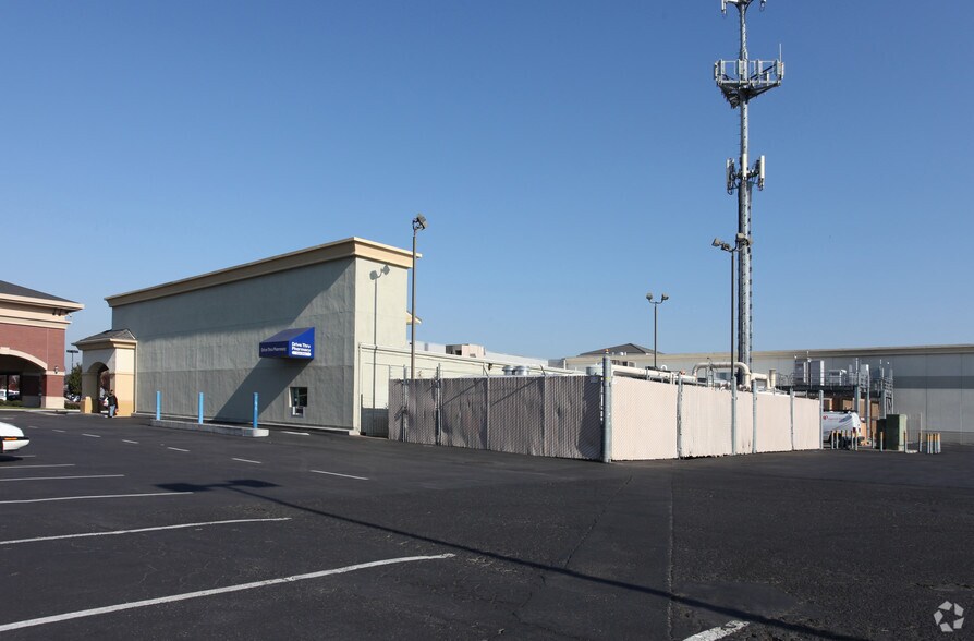More Photos Of 6455 Pacific Ave, Stockton Freestanding For Lease