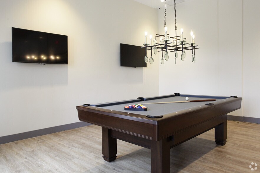 More Photos Of 131 Bridge St, Phoenixville Multifamily For Sale