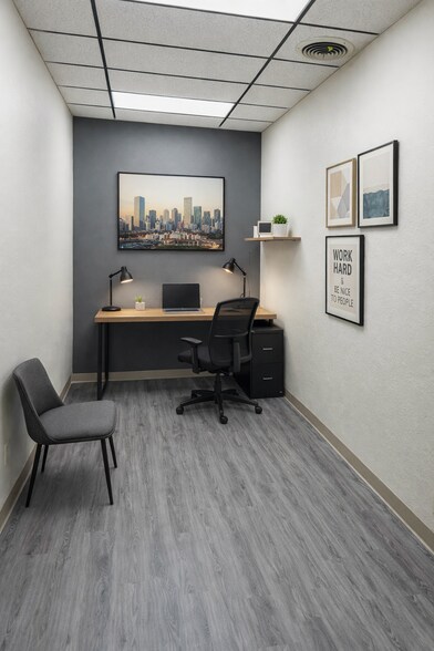 More Photos Of 8801 Forum Way, Fort Worth Light Distribution For Lease