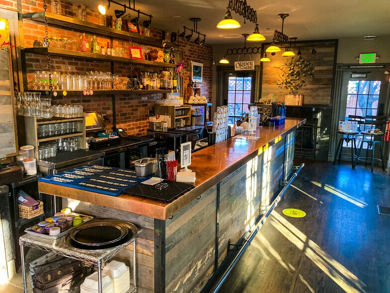 More Photos Of 3927 W 32nd Ave, Denver Restaurant For Sale