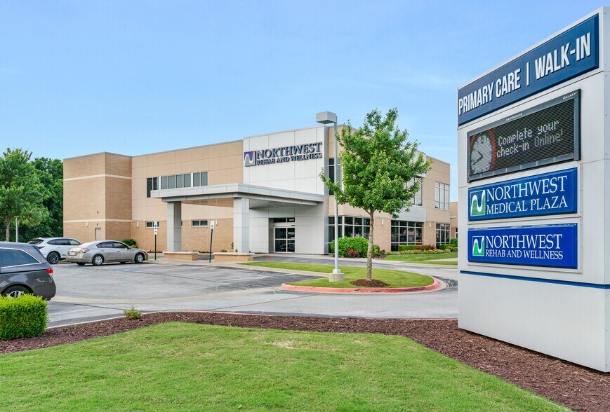 More Photos Of 4077 Elm Springs Rd, Springdale Medical For Sale