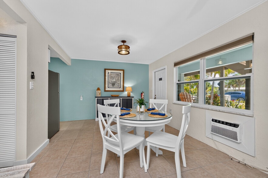 More Photos Of 1130 Gulf Blvd, Englewood Apartments For Sale