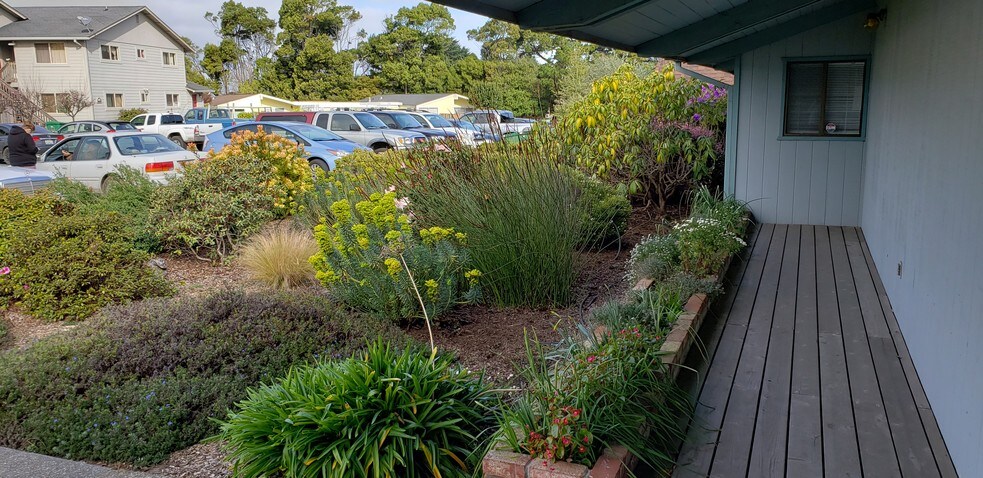 More Photos Of 895 River Dr, Fort Bragg Healthcare For Sale