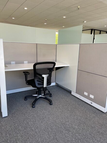 More Photos Of 201 E Monte Vista Ave, Vacaville Coworking Space