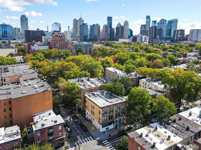 More Photos Of 168 COLES St, Jersey City Office Residential For Sale