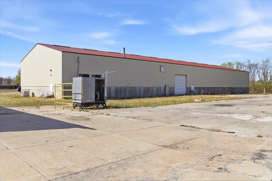 More Photos Of 24104 755th Ave, Albert Lea Warehouse For Sale