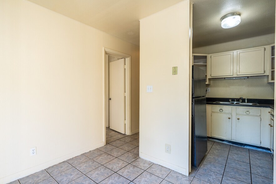 More Photos Of 1630 S 2nd St, Louisville Apartments For Sale