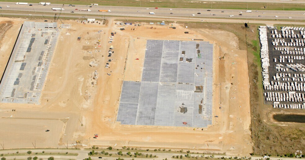 More Photos Of 28119 Katy Fwy, Katy Distribution For Sale