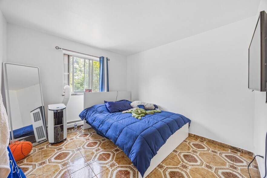 More Photos Of 7521 Caldwell Ave, Middle Village Multifamily For Sale