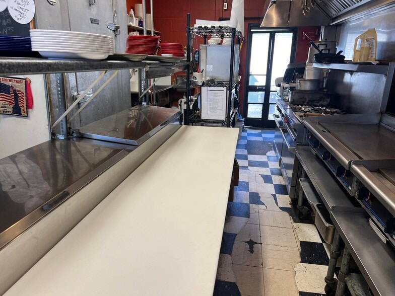 More Photos Of 151 High St, Ellsworth General Retail For Sale