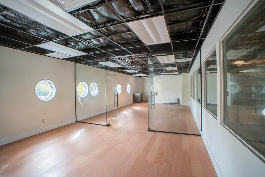 More Photos Of 1113 Del Paso Blvd, Sacramento Warehouse For Sale