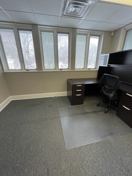 More Photos Of 600 Ridgely Ave, Annapolis Medical For Lease