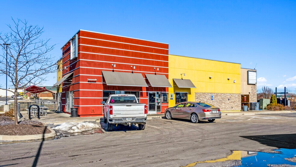 More Photos Of 951 NE Sam Walton Ln, Lee's Summit General Retail For Sale