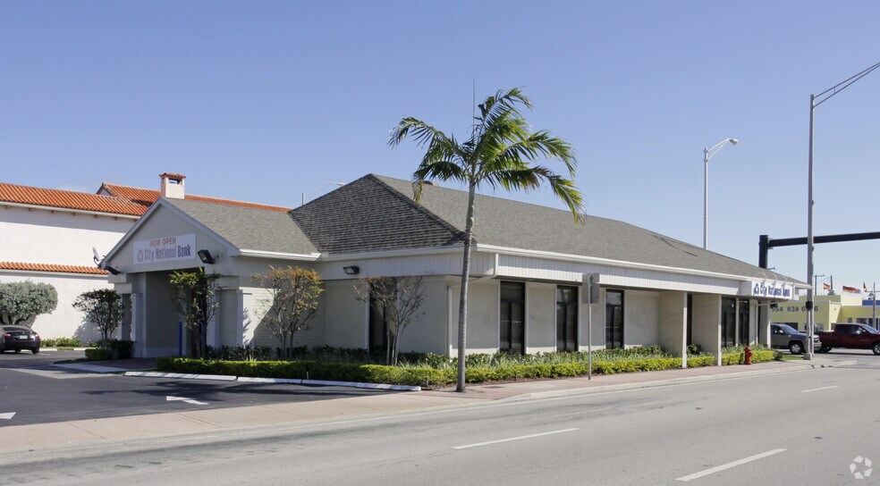 Primary Photo Of 10 N Federal Hwy, Pompano Beach Freestanding For Lease