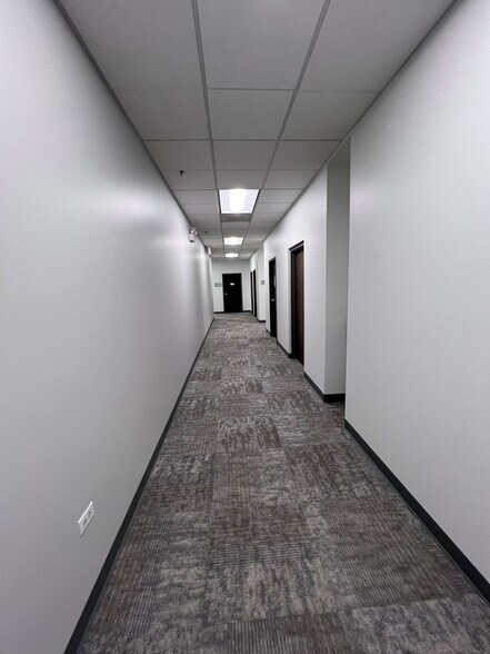 More Photos Of 1700 W Cortland St, Chicago Office For Lease