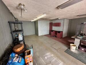 More Photos Of 2106-2108 Horton Rd, Jackson Office Residential For Sale