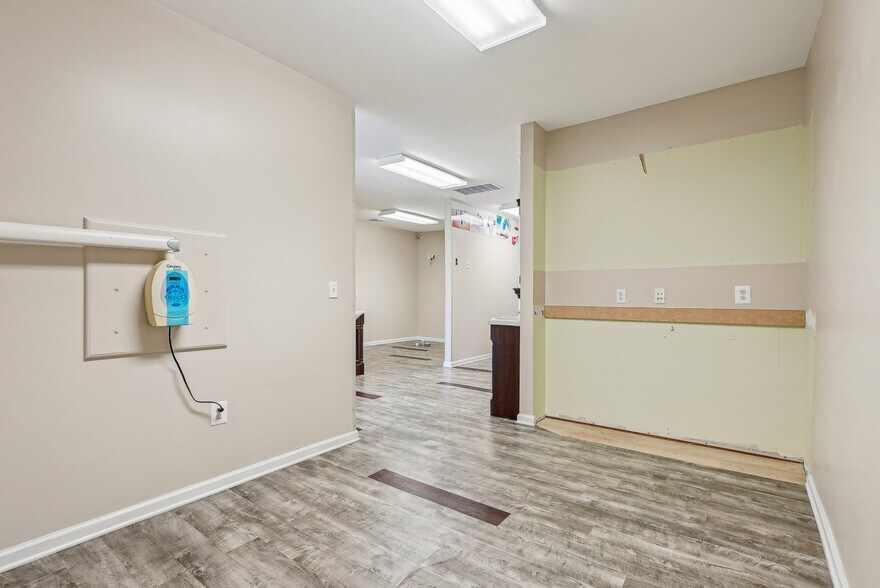 More Photos Of , Levittown General Retail For Sale