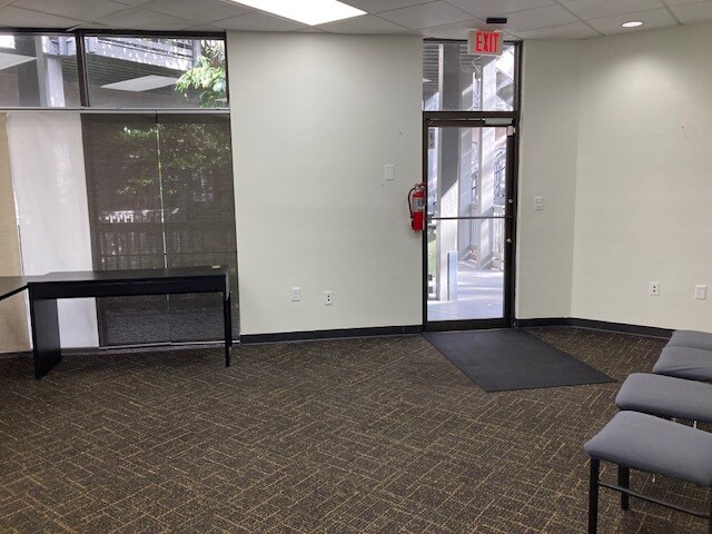 More Photos Of 5523 W Cypress St, Tampa Office For Sale