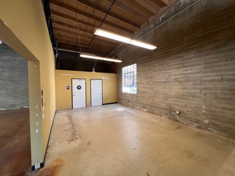 More Photos Of 902 3rd St, San Rafael Storefront For Lease