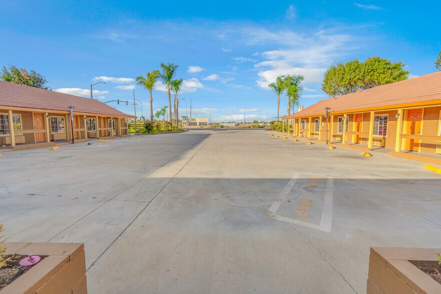 More Photos Of 2509 E Pacheco Blvd, Los Banos Hotel For Sale