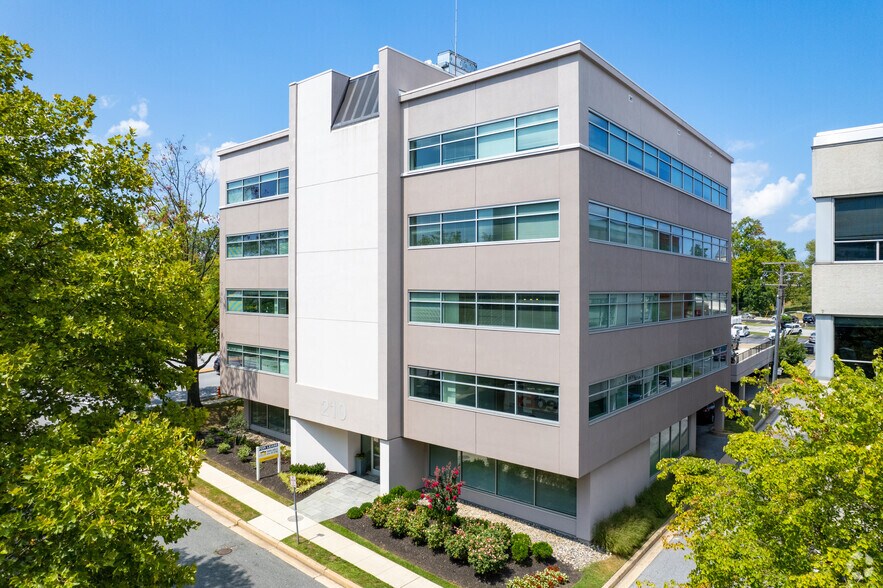 Primary Photo Of 210 Allegheny Ave, Towson Office For Lease