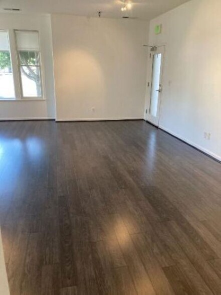 More Photos Of 645 W 1st St, Sonoma Office For Lease