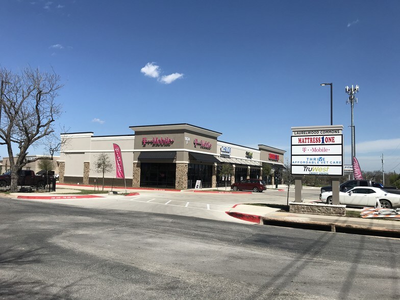 More Photos Of 1824 W Slaughter Ln, Austin Freestanding For Lease