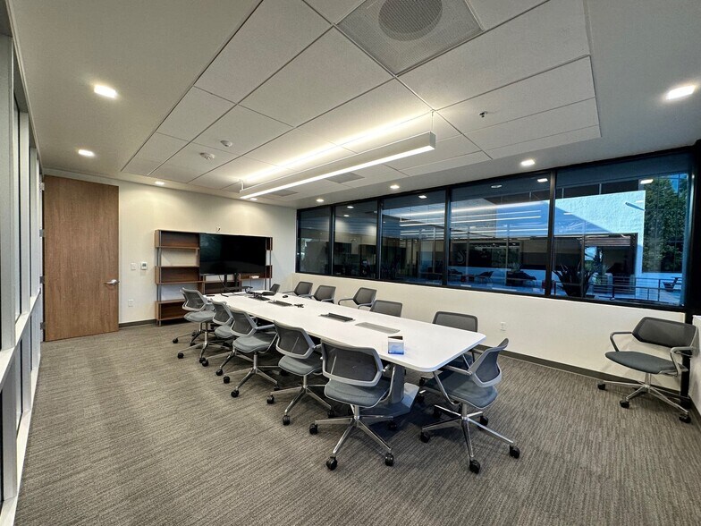 More Photos Of 4410 El Camino Real, Los Altos Office For Lease