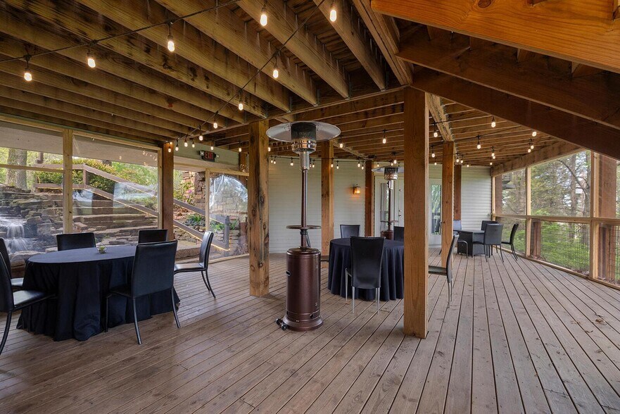 More Photos Of 381 W Guin Rd, Nixa Lodge Meeting Hall For Sale