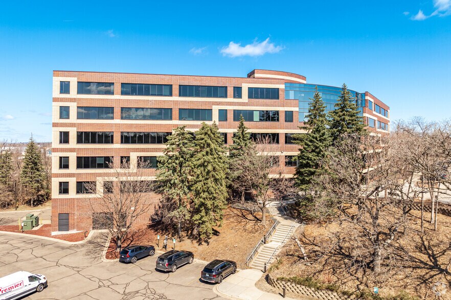More Photos Of 1305 Corporate Center Dr, Eagan Office For Lease