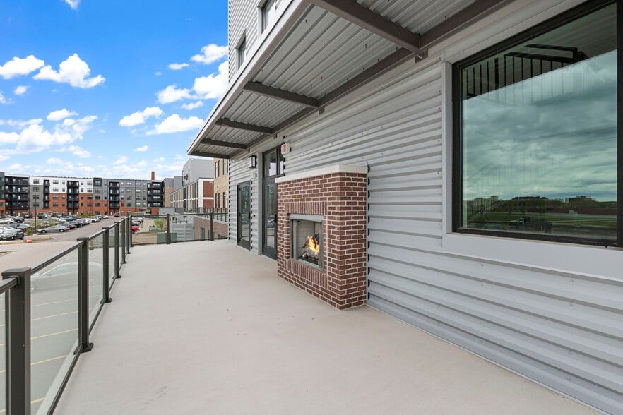 More Photos Of 540 N Broadway, Green Bay Office For Lease