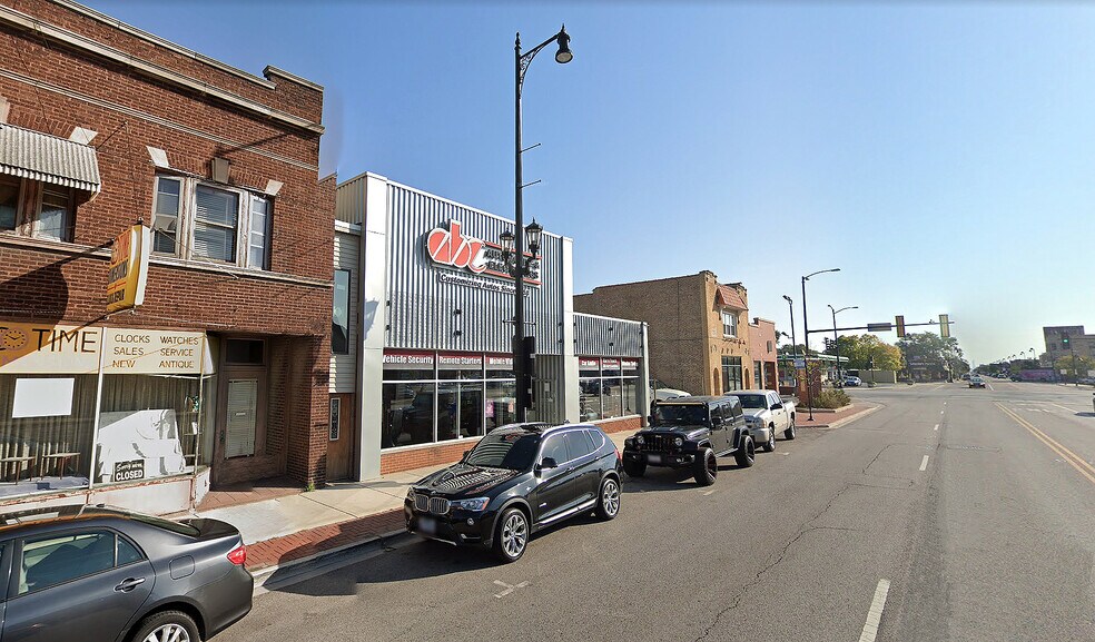 More Photos Of 7213 W Roosevelt Rd, Forest Park Storefront For Lease