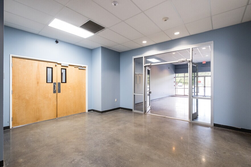 More Photos Of 1815 Rahling Rd, Little Rock Office For Sale