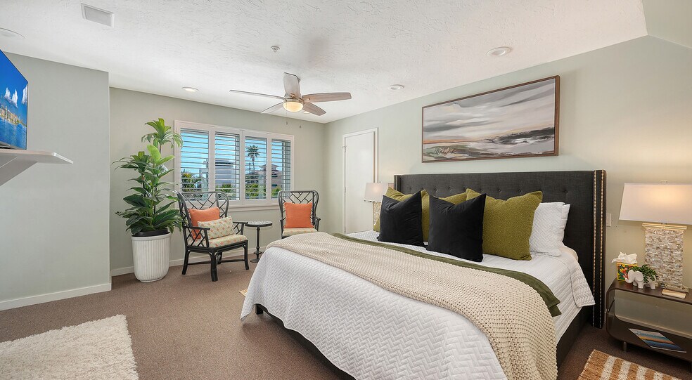 More Photos Of 5610 AVENIDA DEL MARE, Sarasota Specialty For Sale