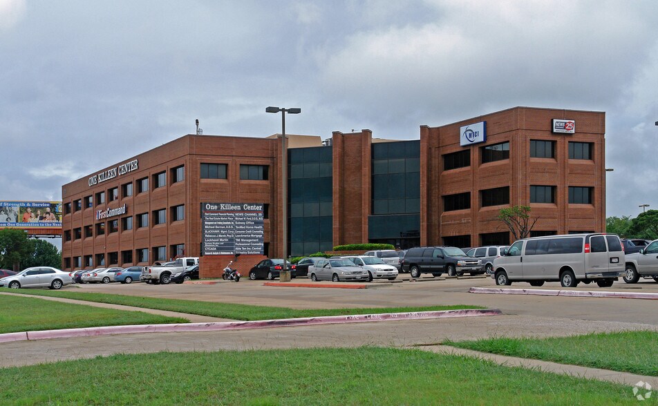 More Photos Of 1711 E Central Texas Expy, Killeen Office For Lease